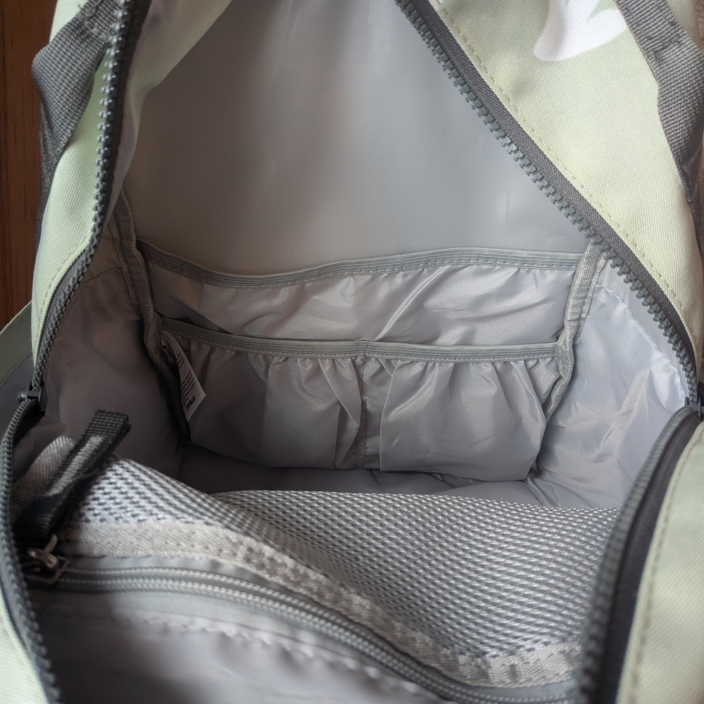 Red Rovr | Baby Bag - Picture 5 of 9